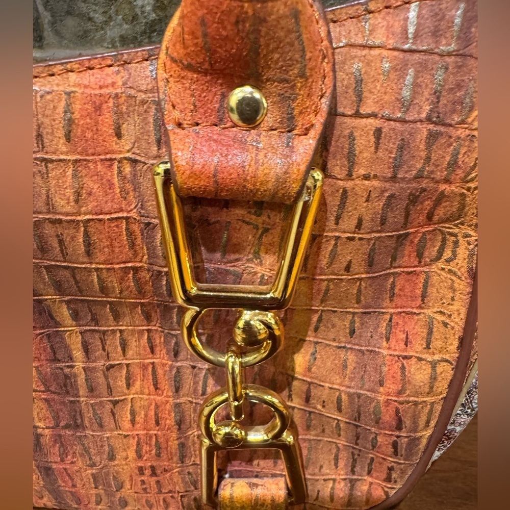 Debbie Brooks Elegant Crocodile-Embossed Orange Handbag with Magnafab included - Picture 9 of 17